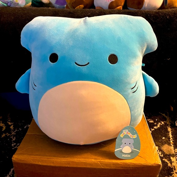 NWT 14” Hakim the hammerhead shark Squishmallow - Picture 1 of 5